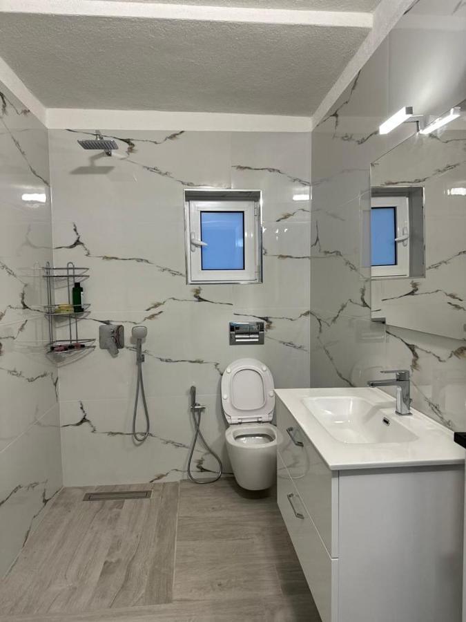 Real Luxury Apartments Σαράντα Εξωτερικό φωτογραφία
